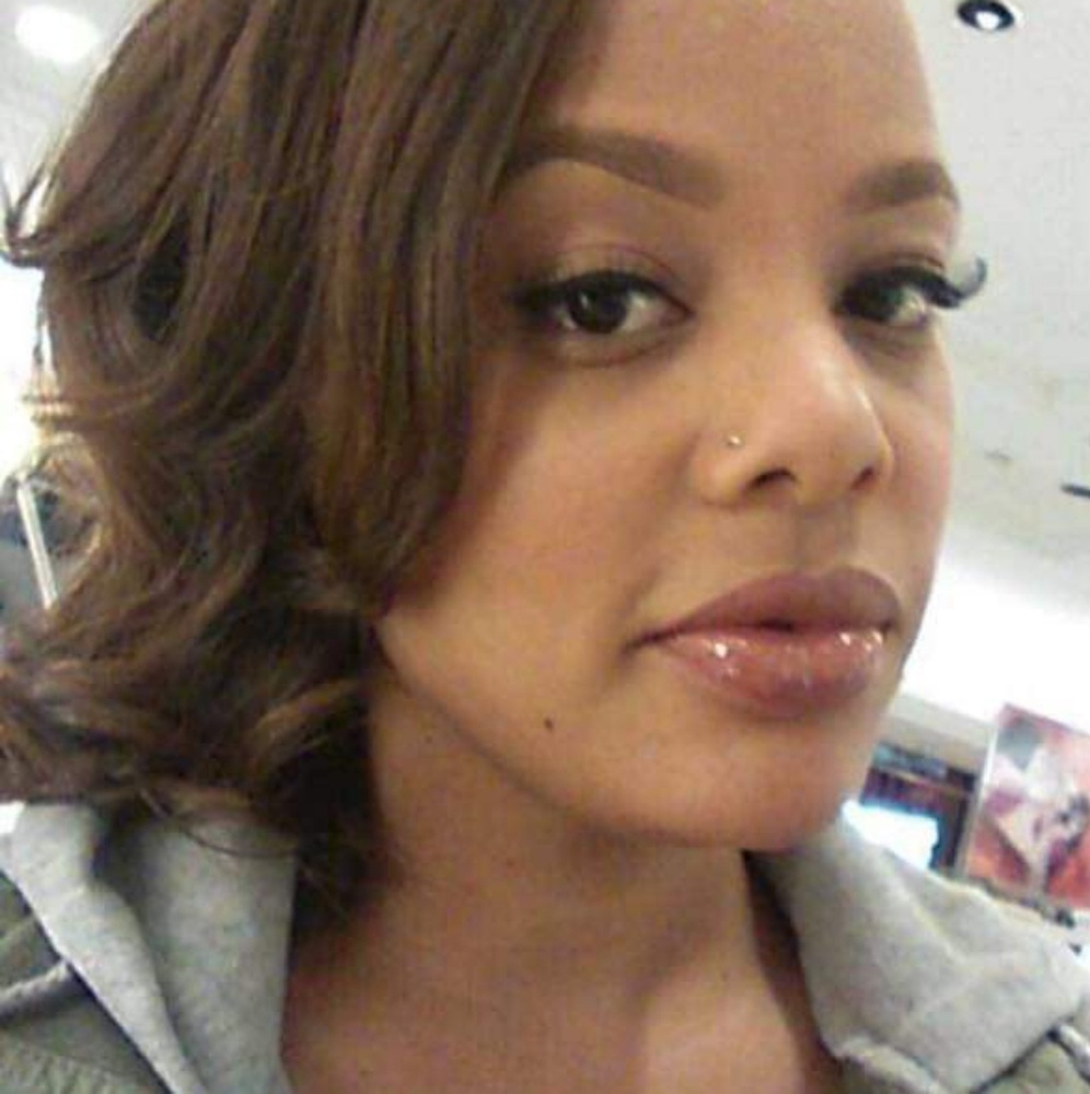 Meet your Posher, Que